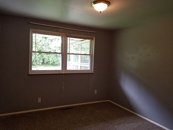 5th image of 6217 Holbrook Dr