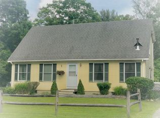 1190 E Arlington Rd, Arlington, VT 05250