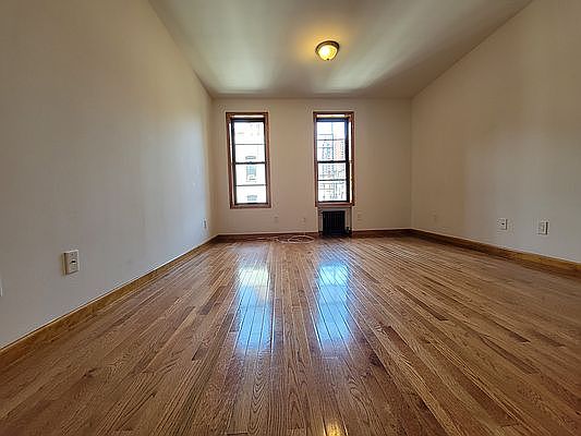 2nd image of 175 E 90th St APT D3