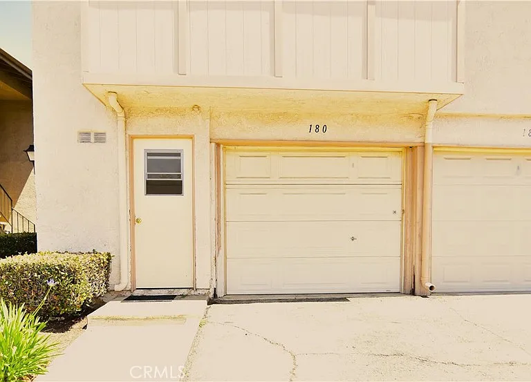 180 Southampton Way #32 — Photo 12