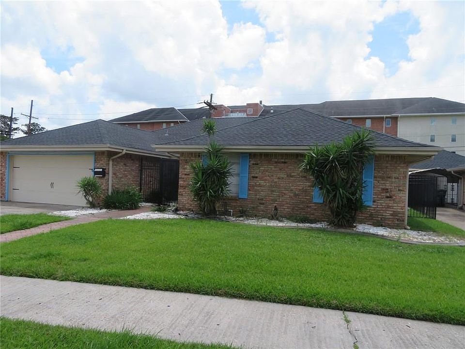 1st image of 5821 Carlisle Ct