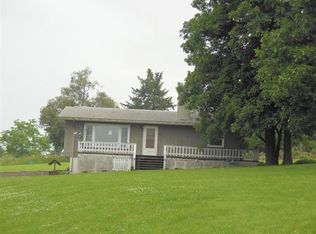 909 S Church St, Toledo, IA 52342