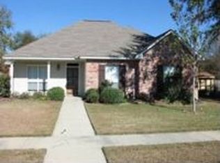 2211 Marie St, Zachary, LA 70791