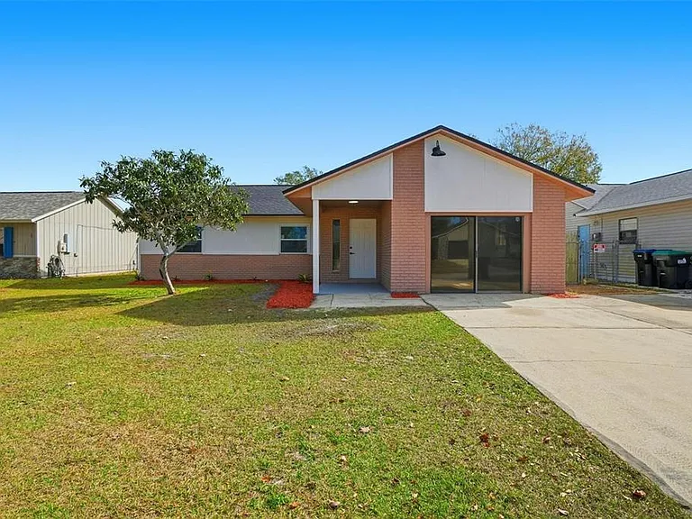 2843 Calico Ct — Photo 1