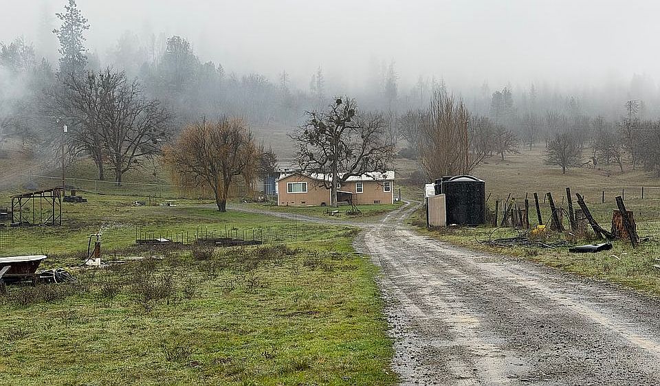 1st image of 1506 Hyampom Rd