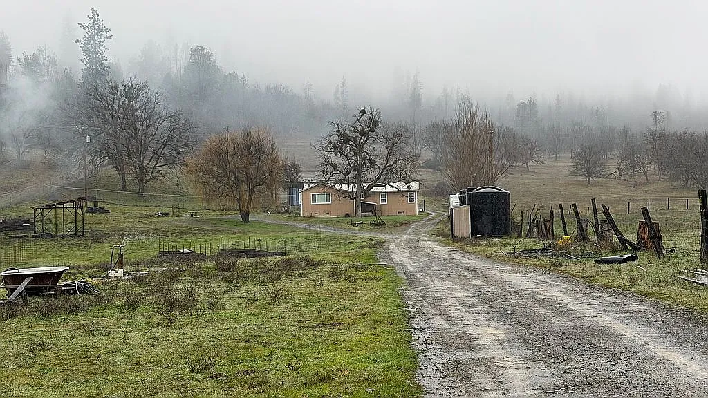 1506 Hyampom Rd photo 1