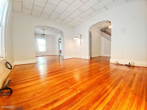 F1 Living Room to Dining Room and