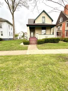 2134 Biddle Ave, Wyandotte, MI, 48192