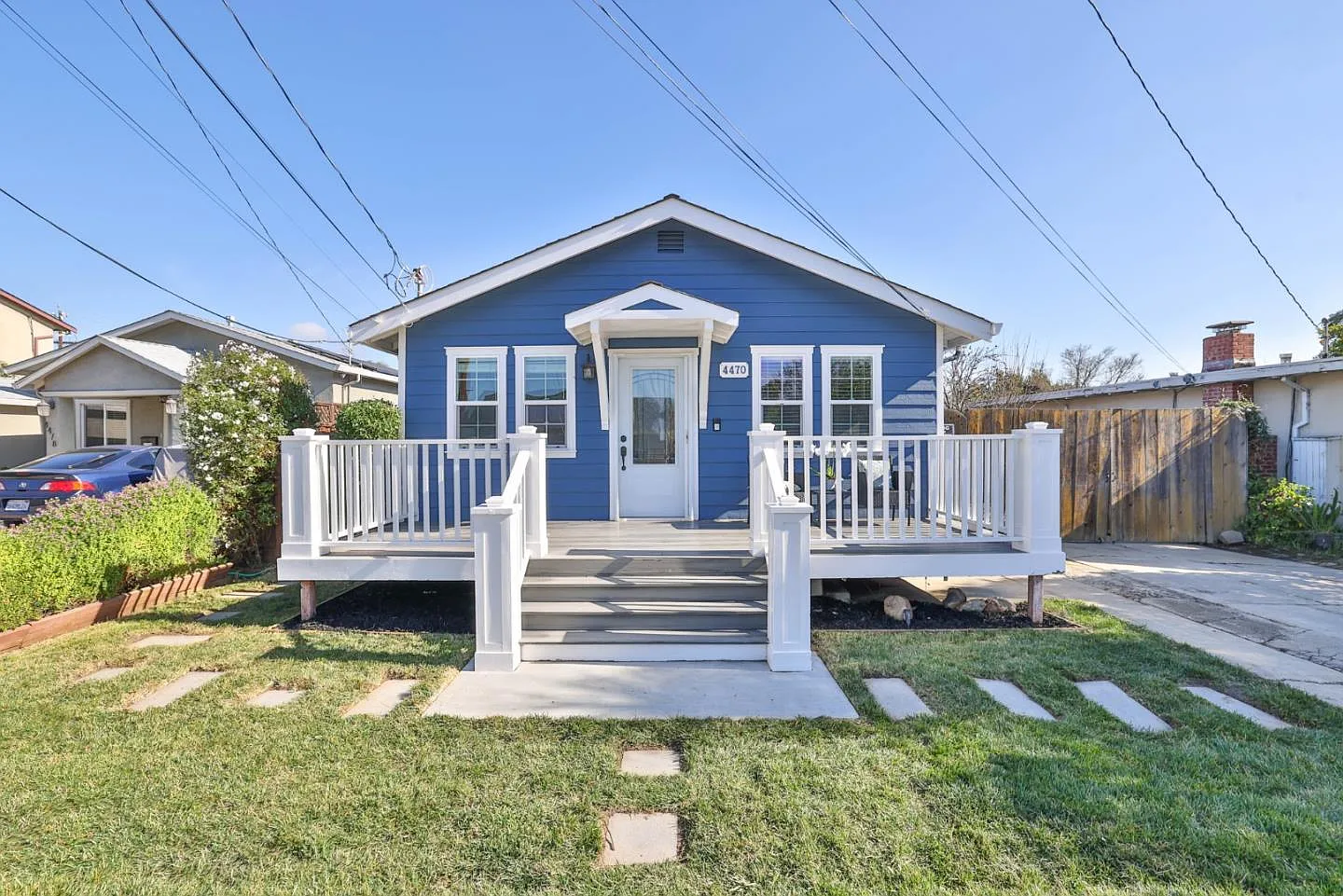 4470 Hyland Ave photo 1