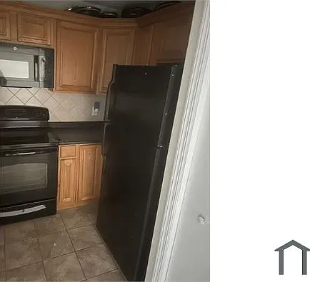 30 Stevens St — Photo 1