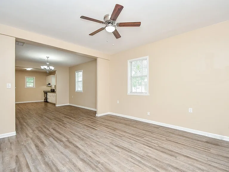 4301 Gregory St — Photo 2