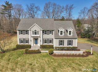 9 White Oak Lane, Avon, CT 06001