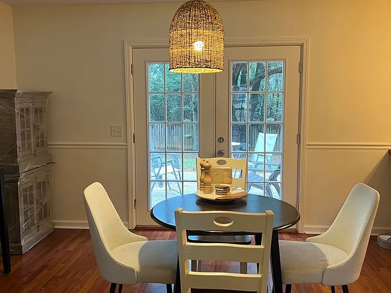 55 Rolling Pines Dr — Photo 5