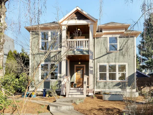 8735 N Willamette Blvd, Portland, OR 97203