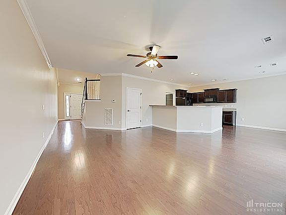 3rd image of 7506 Spicer Ct