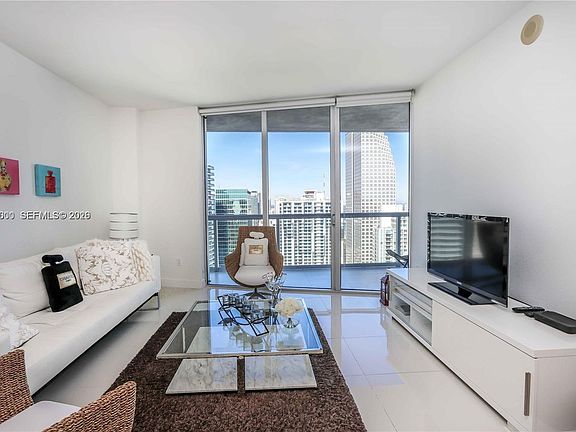 4th image of 475 Brickell Ave APT 4612