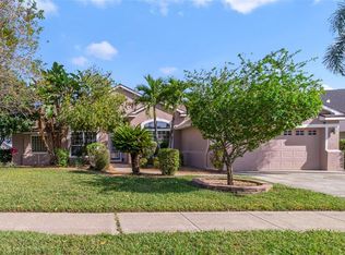 14301 Roxshire Dr, Orlando, FL 32837