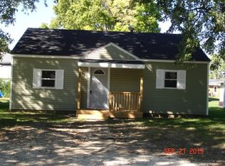 1422 W 10th St, Marion, IN 46953