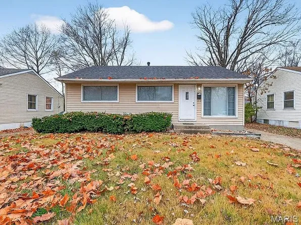 219 Presley Dr, Saint Louis, MO 63137