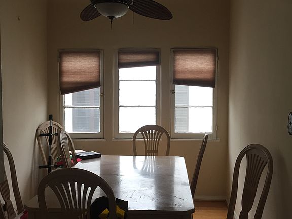 4th image of 1048 S Crescent Heights Blvd