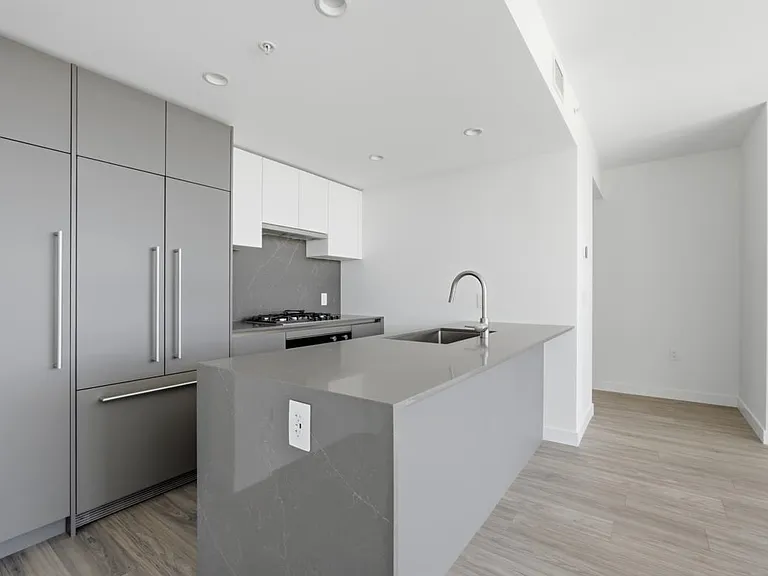 2135 Springer Ave #808 — Photo 8