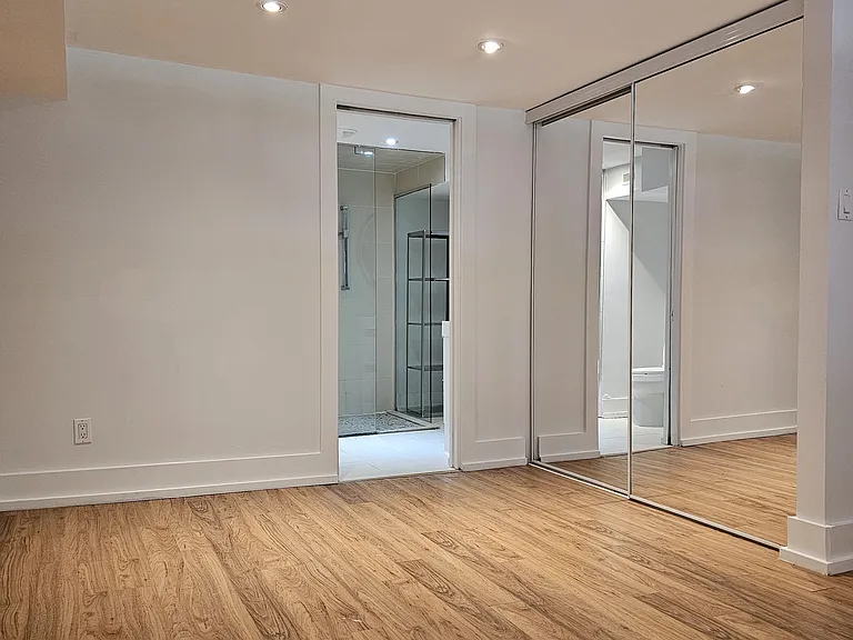 222 Patricia Ave — Photo 21