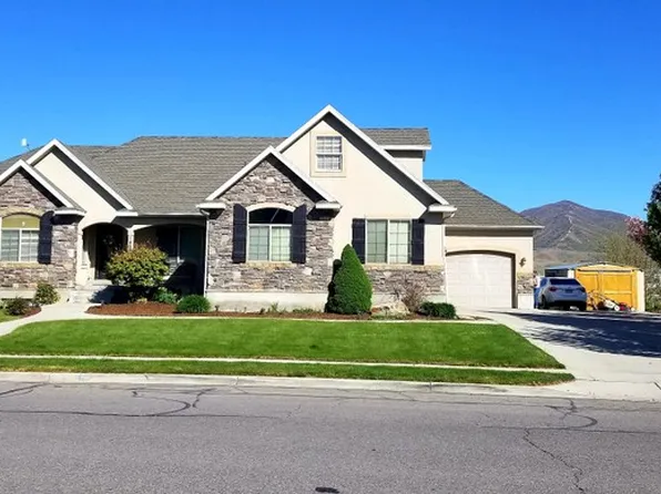 10511 N Canterbury Dr, Highland, UT 84003