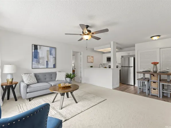 46-1033 Emepela Way APT 16R, Kaneohe, HI 96744