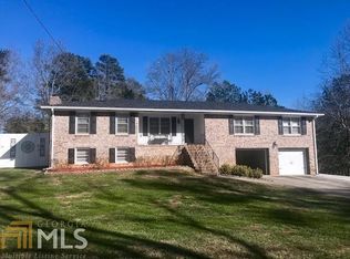 3649 Vicki Ln, Douglasville, GA 30135