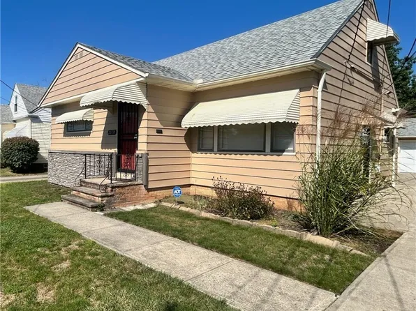 20739 Donny Brook Rd, Maple Heights, OH 44137