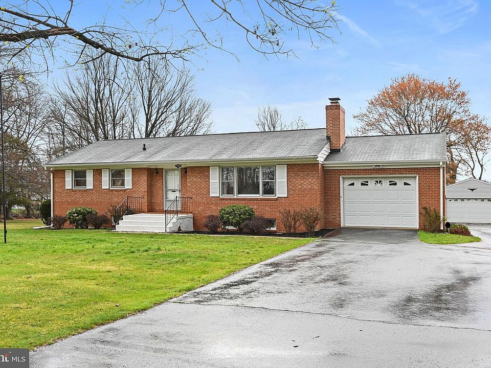 1st image of 1396 S King St