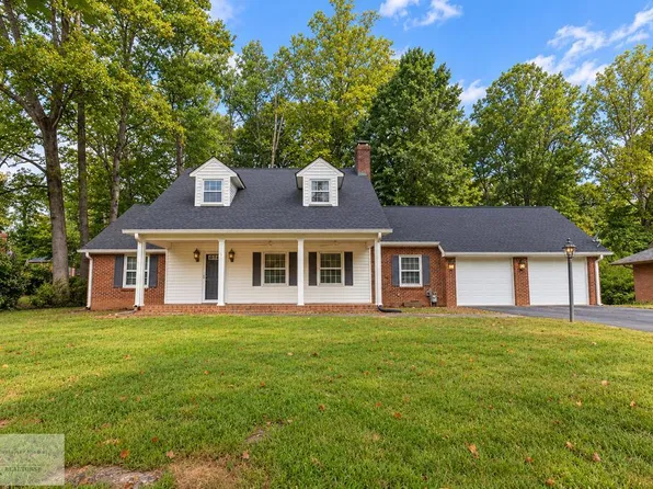 211 Mowbray Arch, Danville, VA 24541