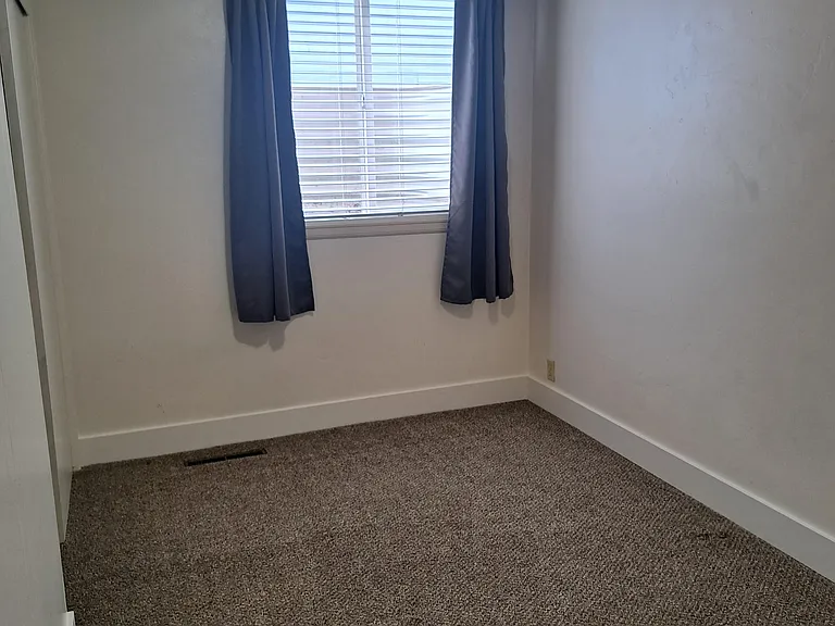 578 N 750 W — Photo 6