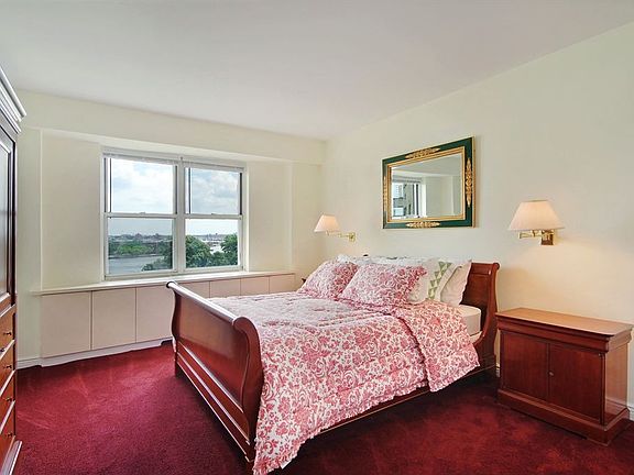 4th image of 200 E End Ave APT 10G