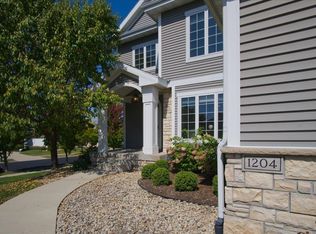 1204 Frederick Ct, Waunakee, WI 53597