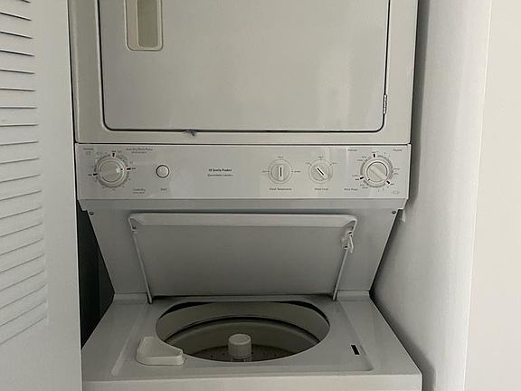 5th image of 133 NE 2nd Ave APT 1211