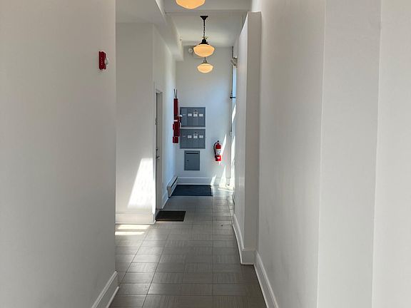 Shared hallway/mailboxes.