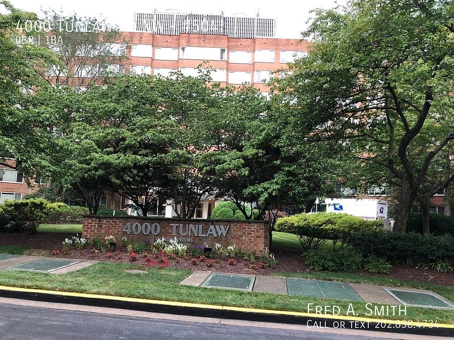1st image of 4000 Tunlaw Rd NW APT 504