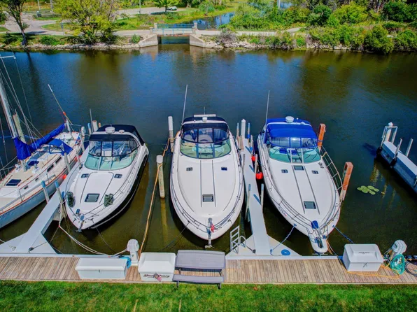 69 Wharfside, Grand Haven, MI 49417