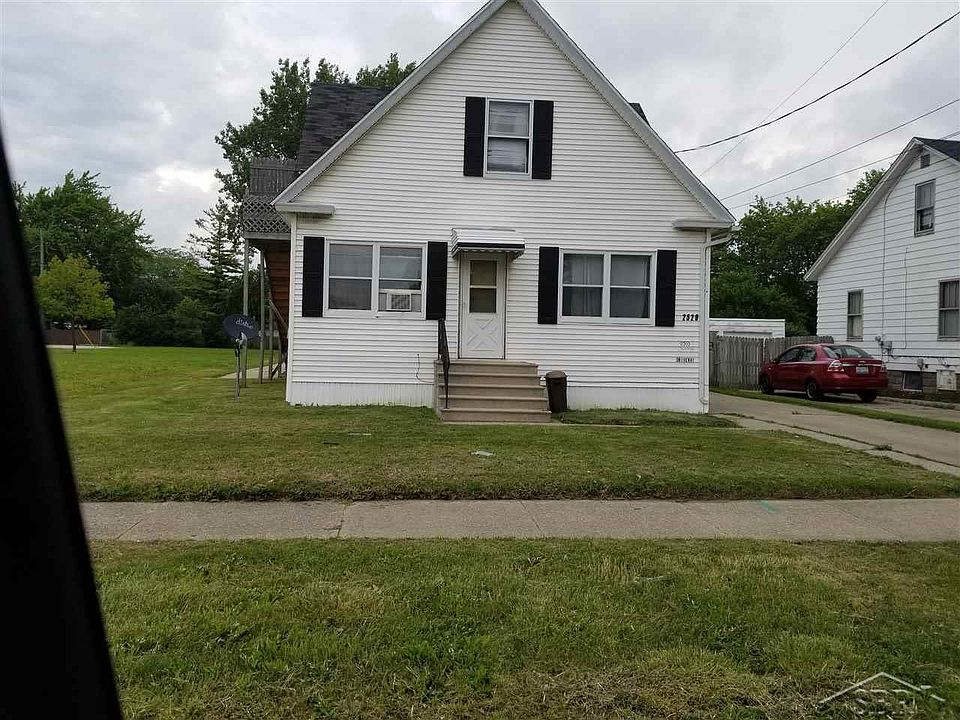 2nd image of 2520 State St