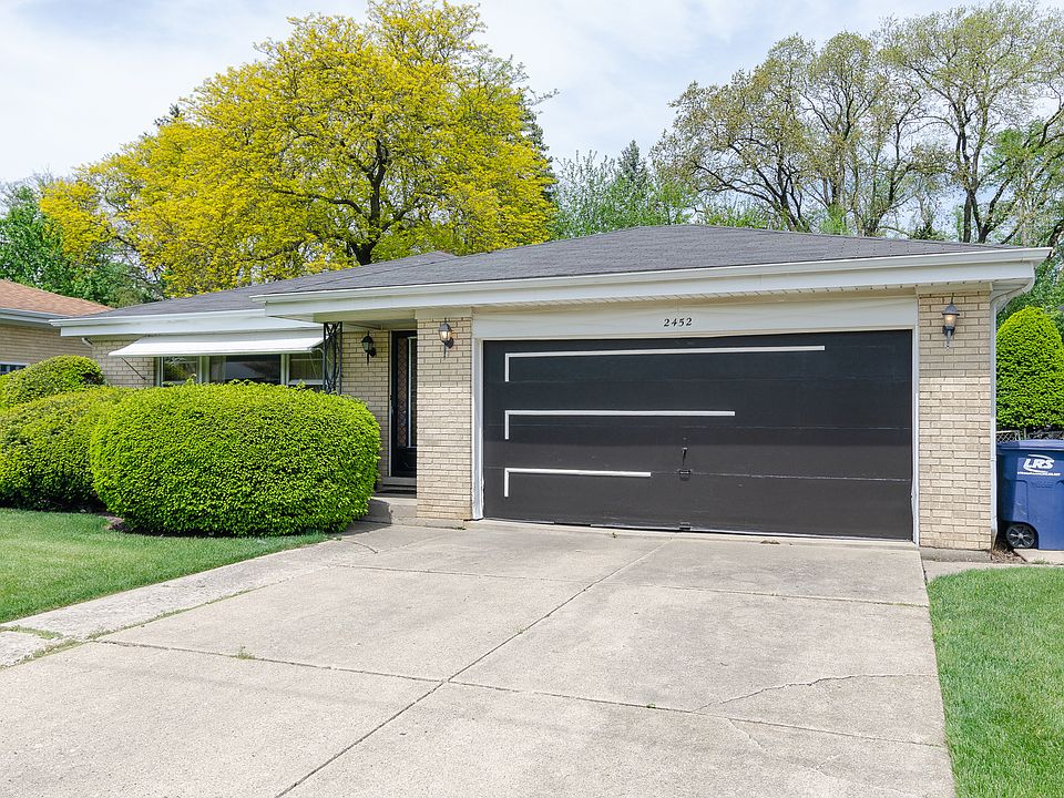 2452 Seminary Ave, Des Plaines, IL 60016 Zillow