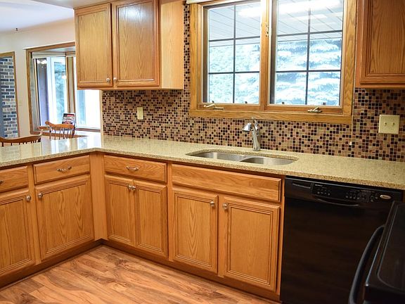 Updated Kitchen, Granite Countertops