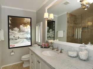 880 Hilldale Ave APT 11, West Hollywood, CA 90069