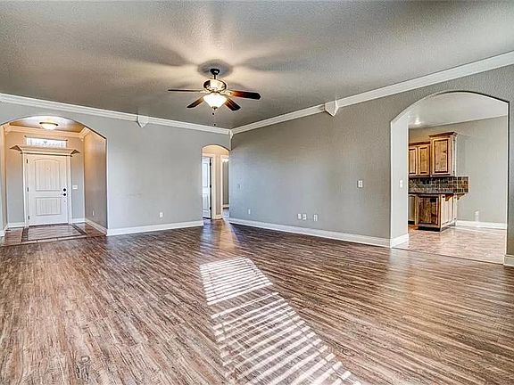 3rd image of 4927 W Homespun Dr