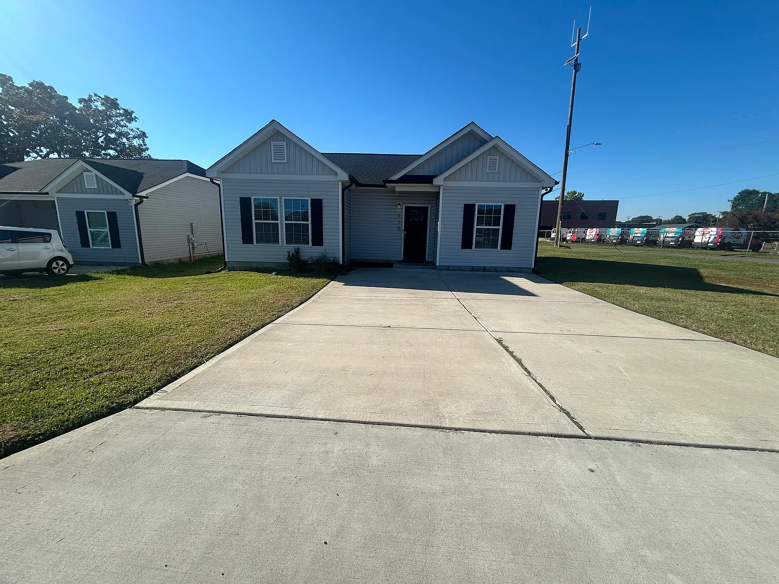 3 bed, 1200 sqft, $1,675 — Photo 4