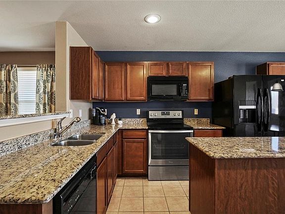 4th image of 1317 Elkford Ln