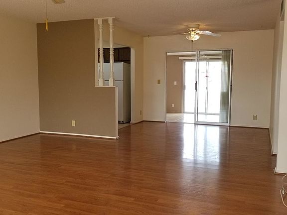 3rd image of 4654 E Elena Ave