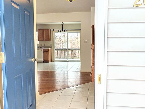 Front entrance into the foyer