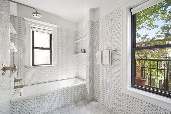 Sold by Stribling | media 20