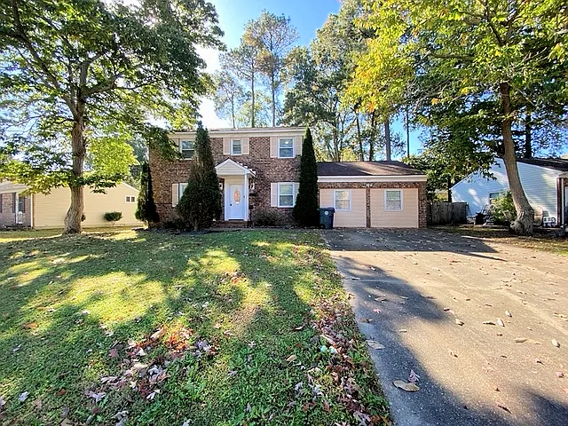 352 Paulette Dr